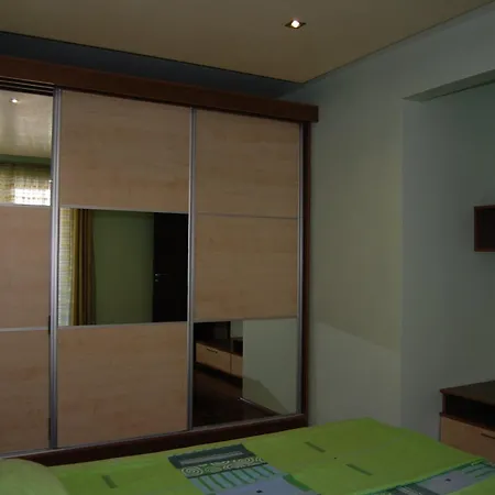 Apartment 88zla Warna